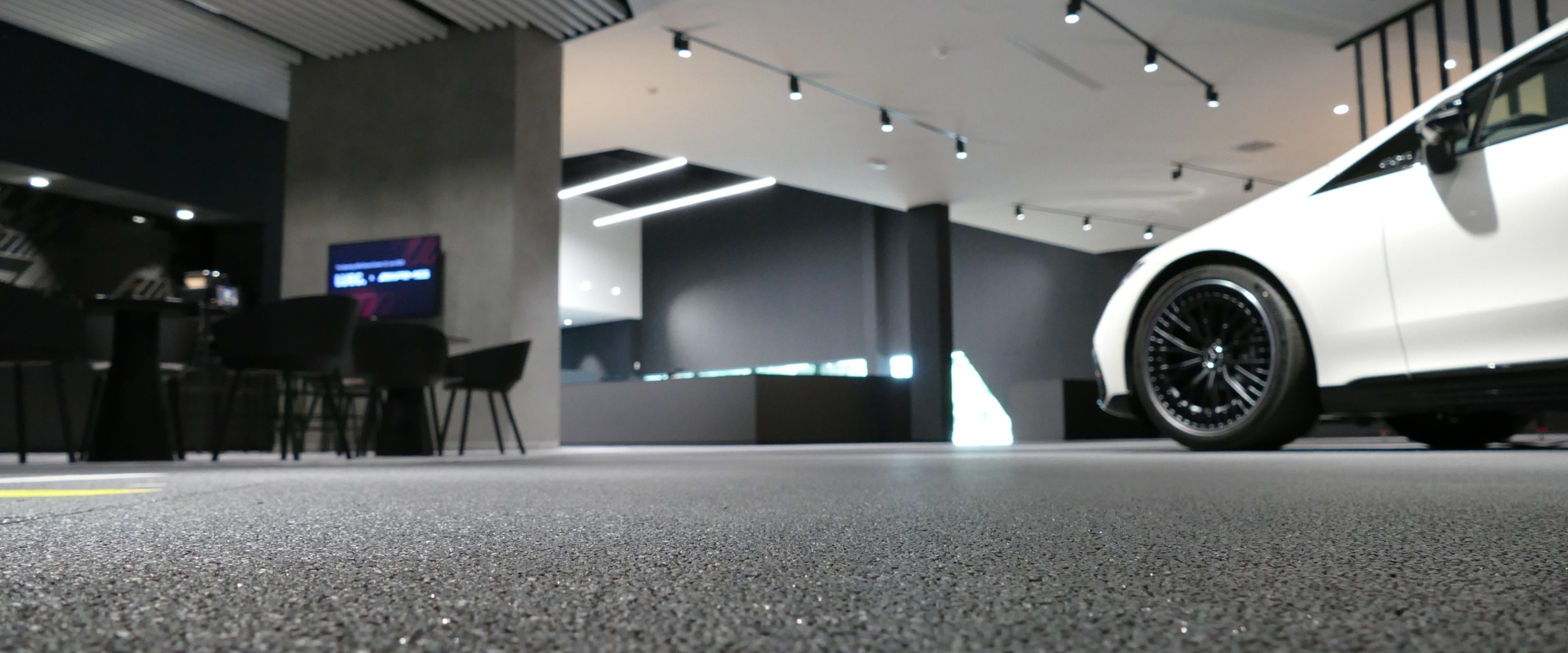 Udsigt over afretteren på AMG Performance Center i Essen