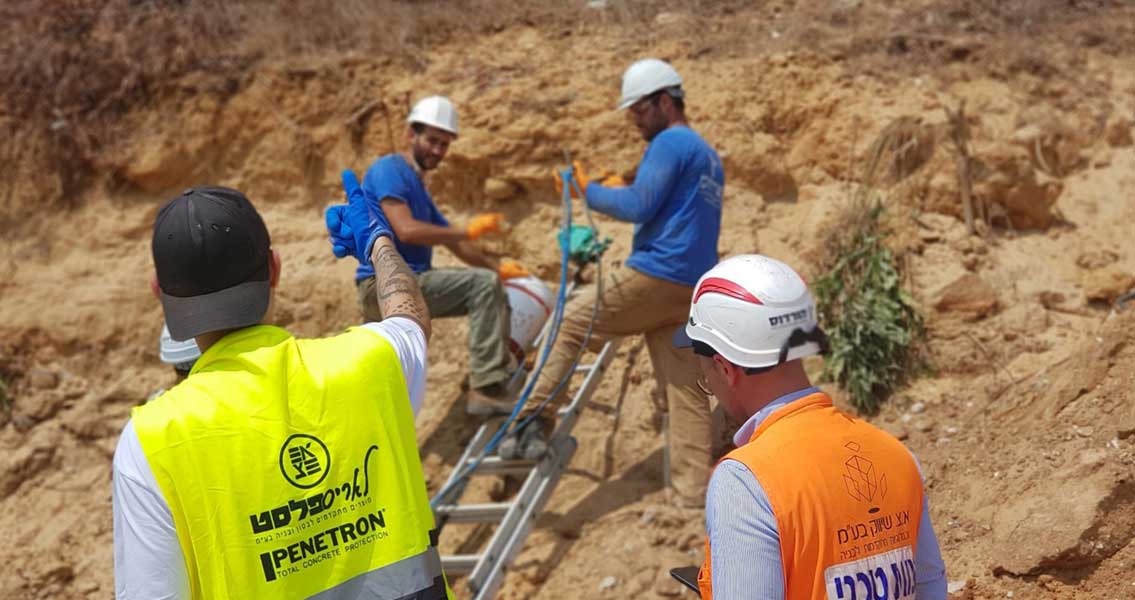 Thanks to MC-Montan Injekt DS, the fine sandy subsoil in Rishon LeZion was successfully consolidated, enabling the sewage pipe to be re-laid and stabilised.